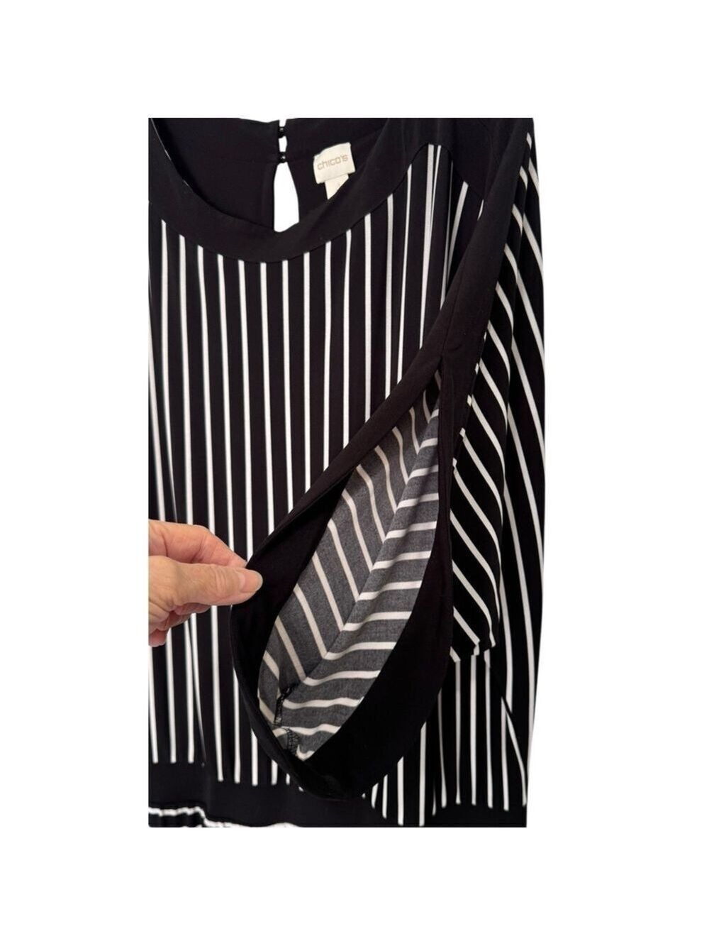 Chico's Women's Size 4/XXL-20 Striped Dolman Sleeve Jumpsuit Black White - Picture 6 of 8